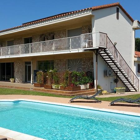 Chambres D'Hotes Et Gites Al Pati Sorede Bagian luar foto