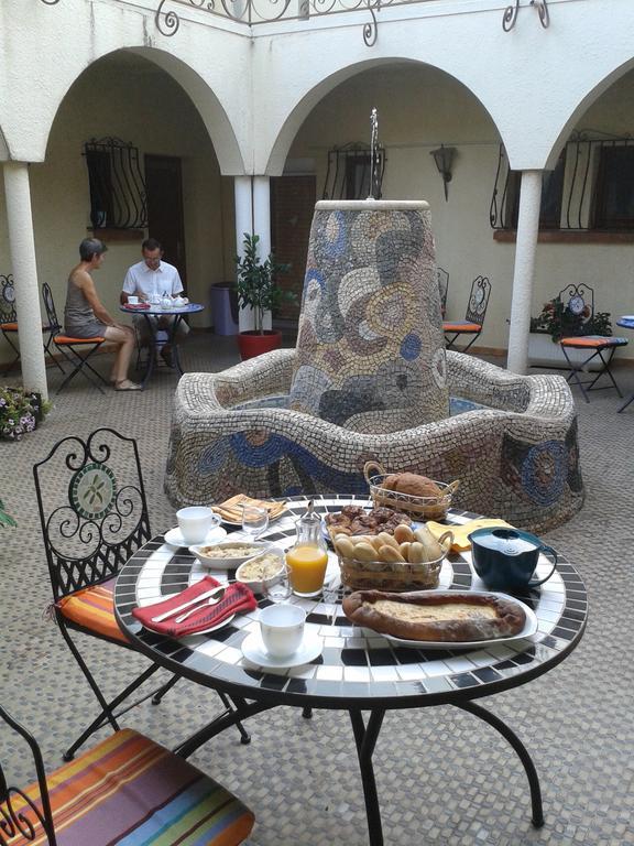 Chambres D'Hotes Et Gites Al Pati Sorede Bagian luar foto